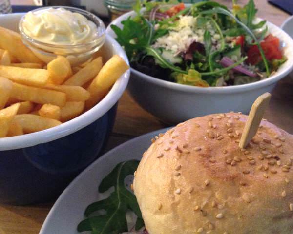 Burger Tofino