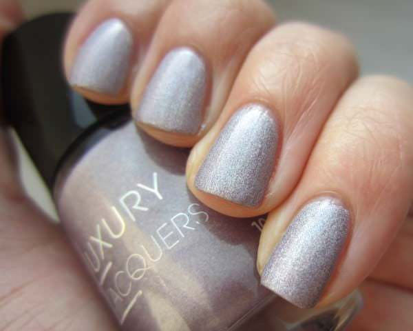 Catrice - plum me up scotty 2